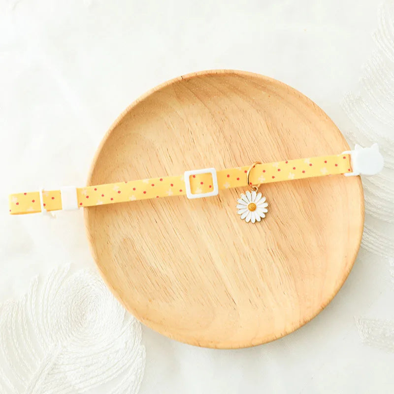 Cute Daisy Pet Collar for Summer, Cat Dog Necklace with Breakaway Safety Buckle, Breathable & No Choke Summer Daisy Flower by PawHaven