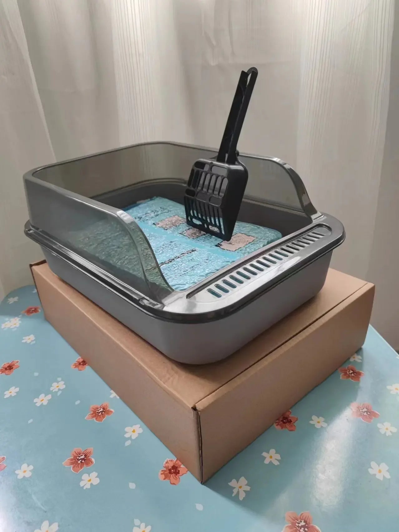 Premium Large Semi Enclosed Cat Litter Box With Scoop by PawHaven