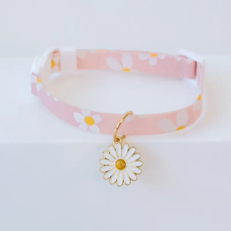 Cute Daisy Pet Collar for Summer, Cat Dog Necklace with Breakaway Safety Buckle, Breathable & No Choke Summer Daisy Flower by PawHaven