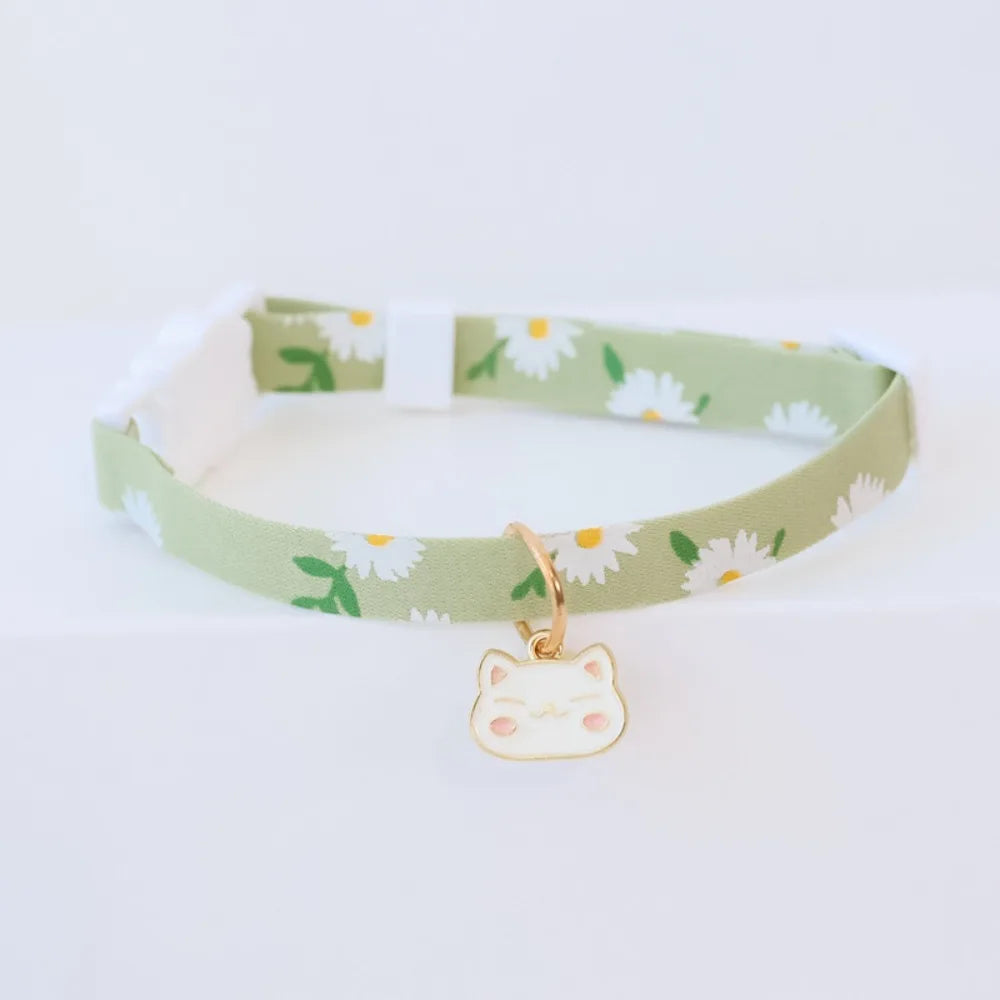 Cute Daisy Pet Collar for Summer, Cat Dog Necklace with Breakaway Safety Buckle, Breathable & No Choke Summer Daisy Flower by PawHaven